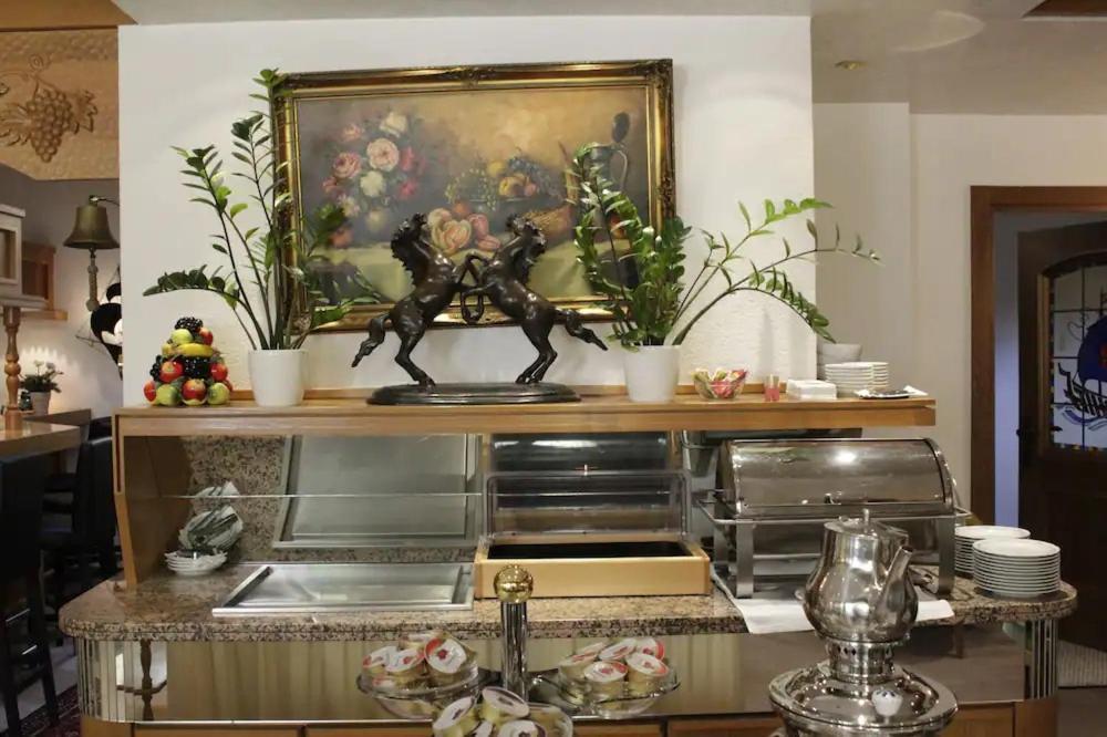 ראסטאט Hotel Schiff מראה חיצוני תמונה