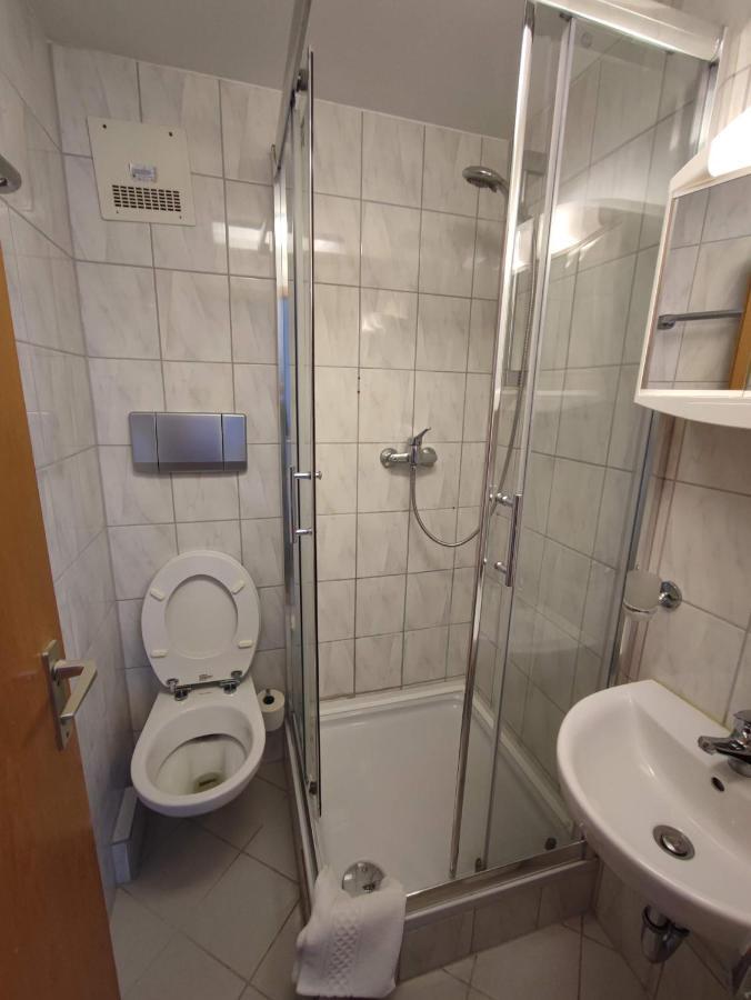ראסטאט Hotel Schiff חדר תמונה