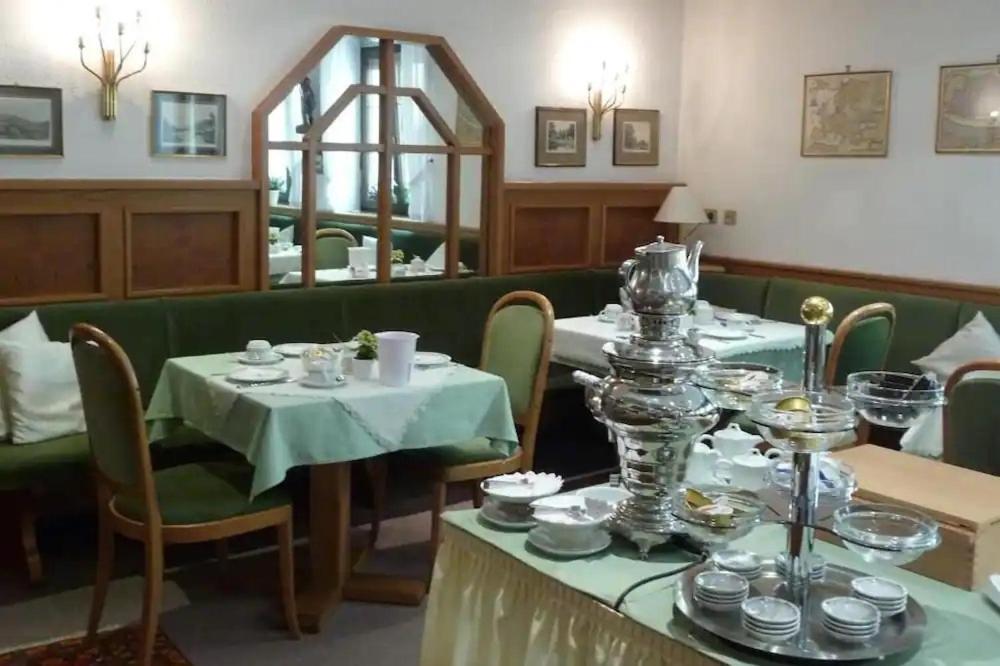 ראסטאט Hotel Schiff מראה חיצוני תמונה