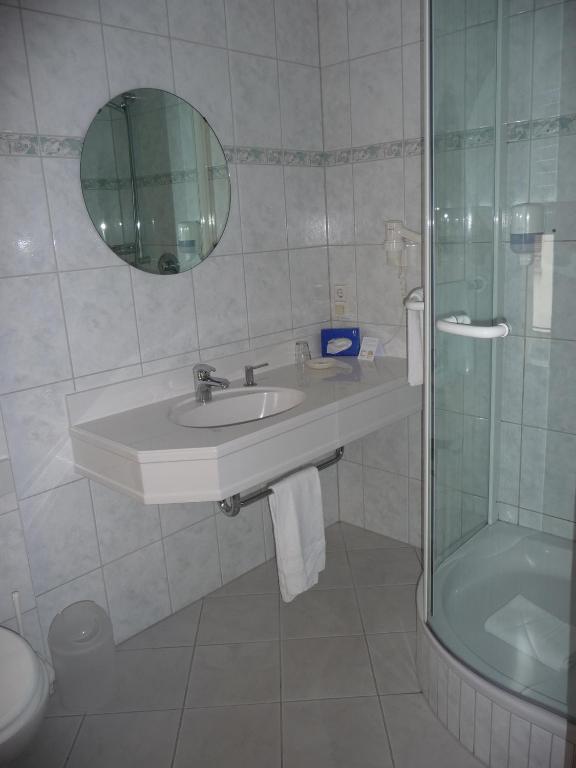 ראסטאט Hotel Schiff חדר תמונה