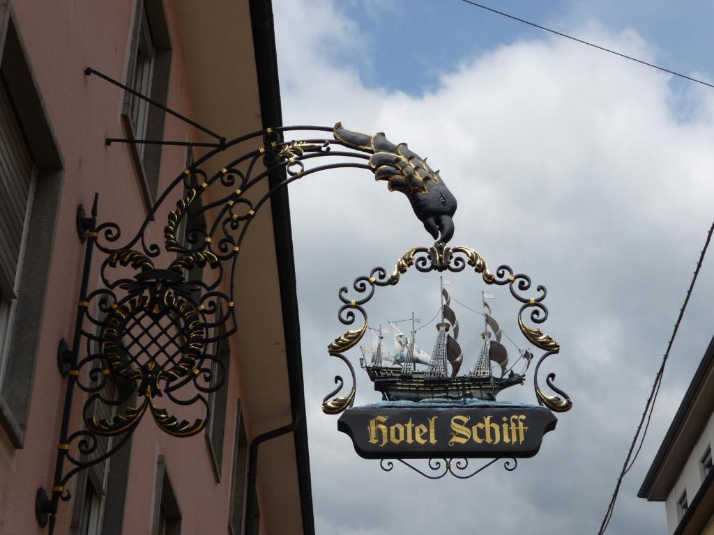 ראסטאט Hotel Schiff מראה חיצוני תמונה