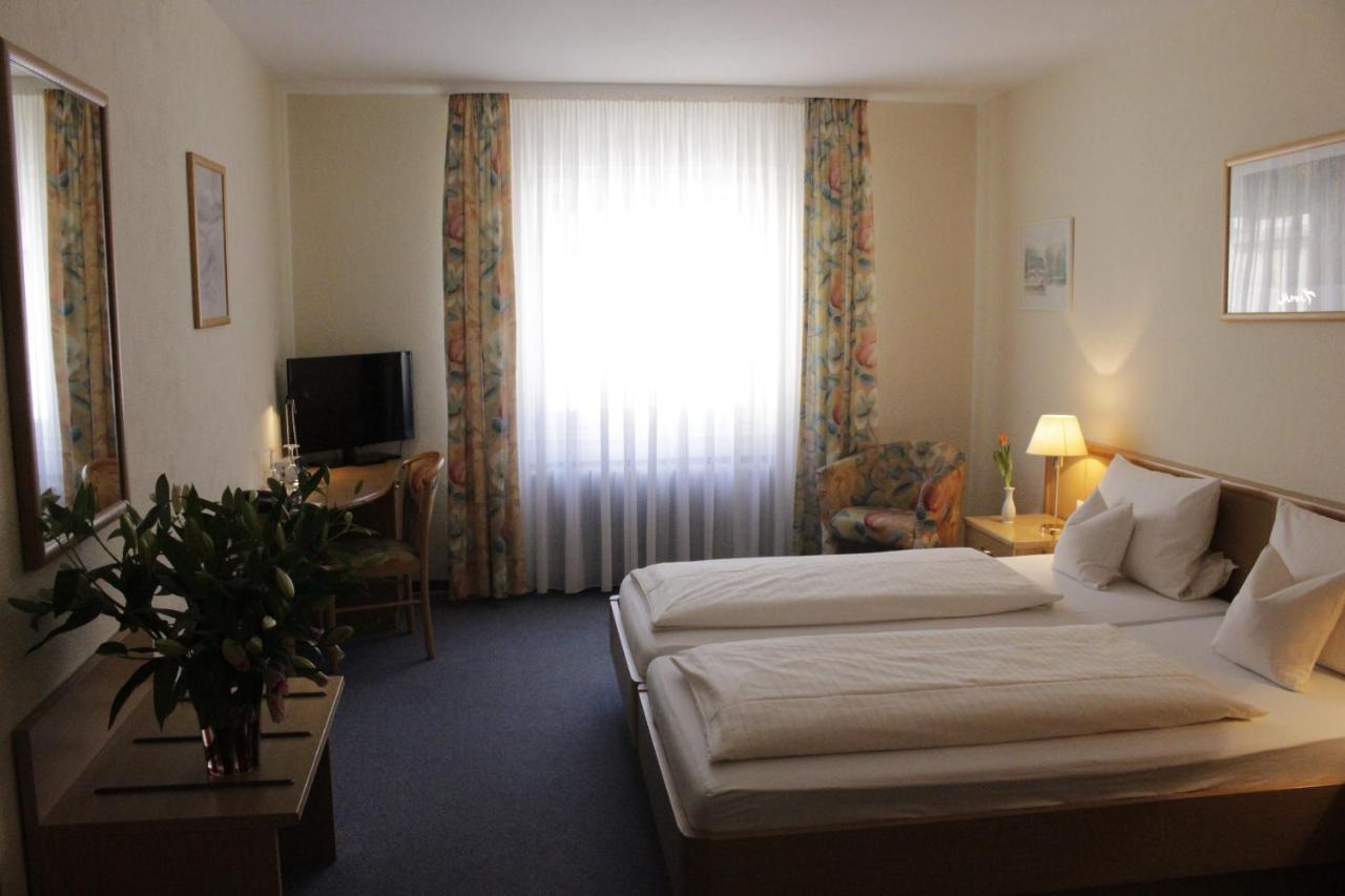 ראסטאט Hotel Schiff מראה חיצוני תמונה